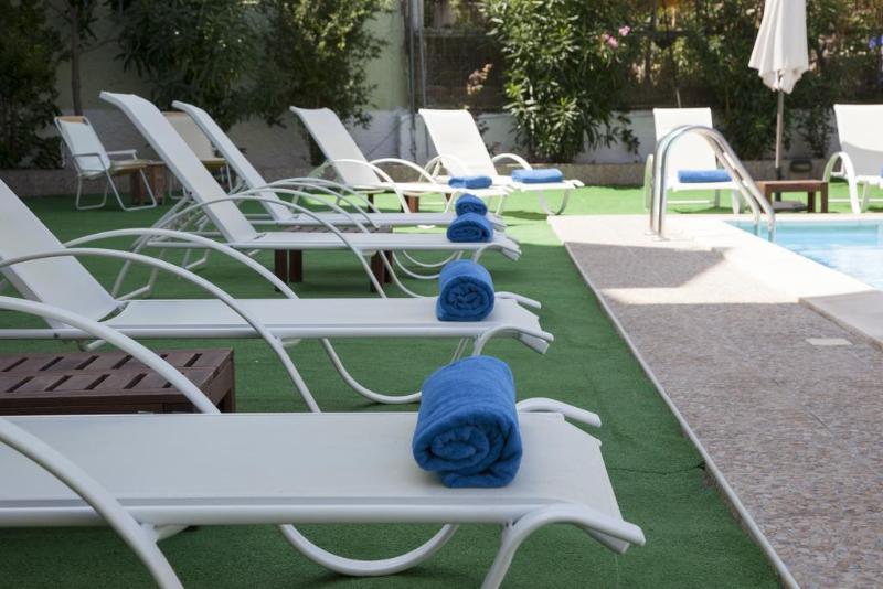 Evexia Boutique Hotel & Spa Agia Marina  Exterior photo
